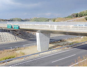 笠松跨道橋他5橋耐震補強
